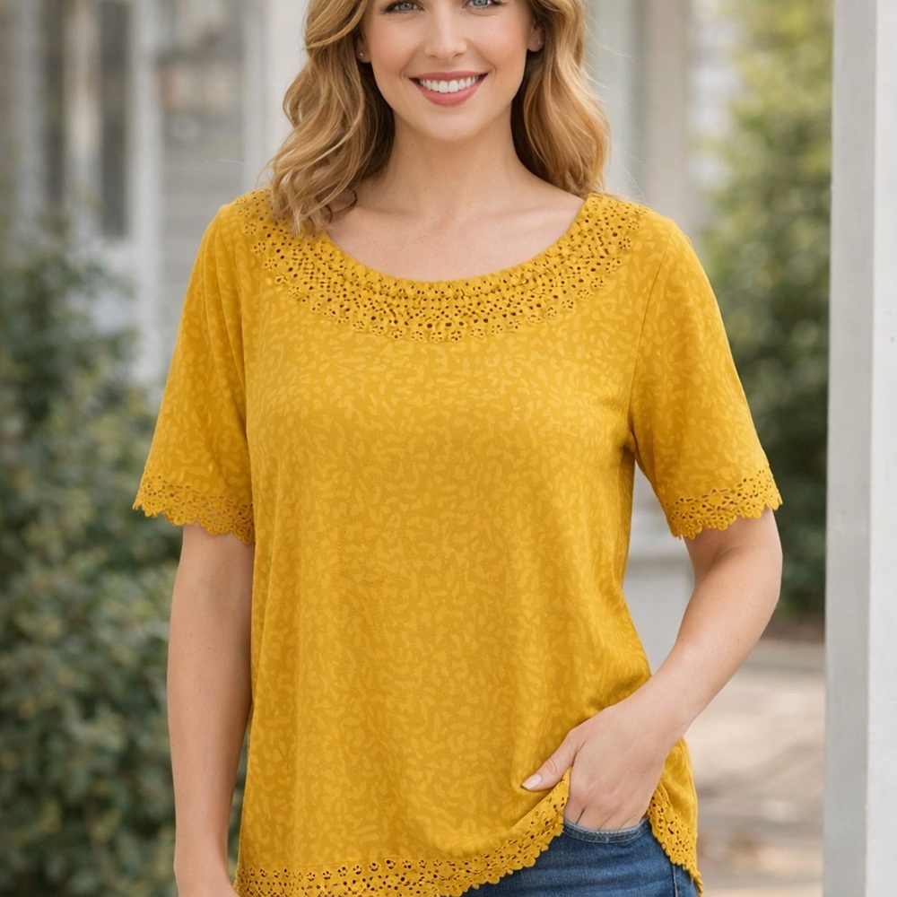 Chances R Mustard Lace Textured Blouse Scalloped Neck Short Sleeves Shirt sz Lg